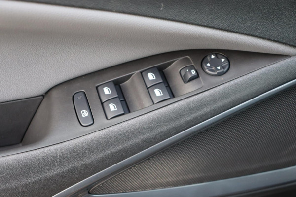 Opel Crossland X 1.2 Turbo Innovation org. NL