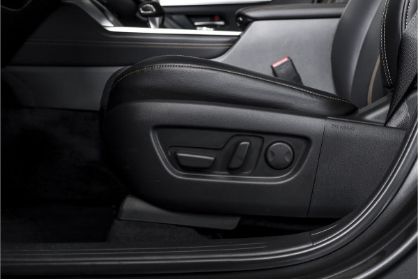 Mazda CX-80 2.5 e-SkyActiv PHEV Homura Plus 7p. | S/K-Panodak | Adapt. Cruise | Elek. Stoel-+verwarming & Ventilatie | Leder | HUD | 360 Camera | Bose | NAV+App. Connect | LM 20" | 9331