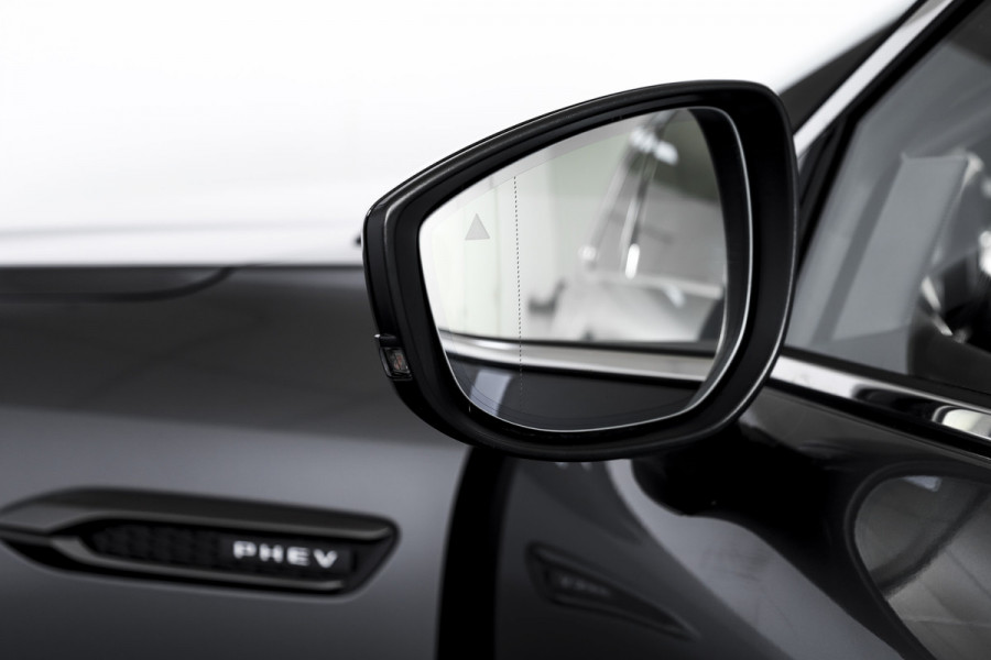 Mazda CX-80 2.5 e-SkyActiv PHEV Homura Plus 7p. | S/K-Panodak | Adapt. Cruise | Elek. Stoel-+verwarming & Ventilatie | Leder | HUD | 360 Camera | Bose | NAV+App. Connect | LM 20" | 9331