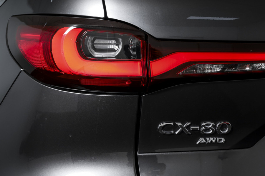 Mazda CX-80 2.5 e-SkyActiv PHEV Homura Plus 7p. | S/K-Panodak | Adapt. Cruise | Elek. Stoel-+verwarming & Ventilatie | Leder | HUD | 360 Camera | Bose | NAV+App. Connect | LM 20" | 9331