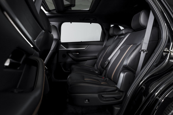 Mazda CX-80 2.5 e-SkyActiv PHEV Homura Plus 7p. | S/K-Panodak | Adapt. Cruise | Elek. Stoel-+verwarming & Ventilatie | Leder | HUD | 360 Camera | Bose | NAV+App. Connect | LM 20" | 9290