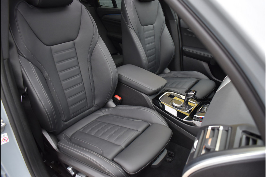 BMW X3 xDrive30e M-Pakket 292 Pk Brooklyn Grau Pano Memory Laser 20 Inch
