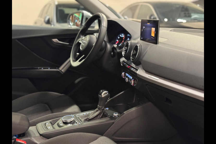 Audi Q2 35 TFSI 150PK S-Tronic, Apple Carplay, Cruise, Clima, Multistuur, PDC, Android Auto, Bluetooth/Tel, Volledig Onderhouden