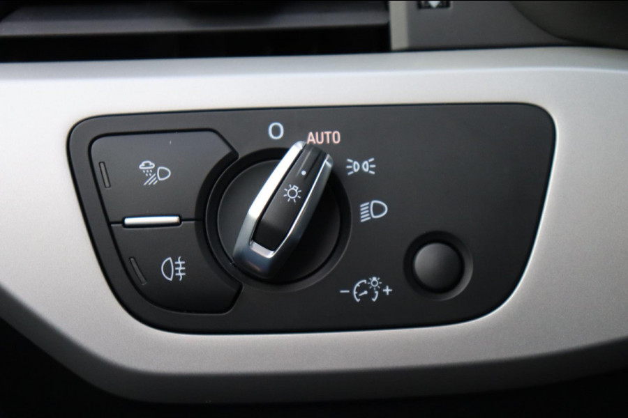 Audi A4 Limousine 35 TFSI Advanced Edition org.NL