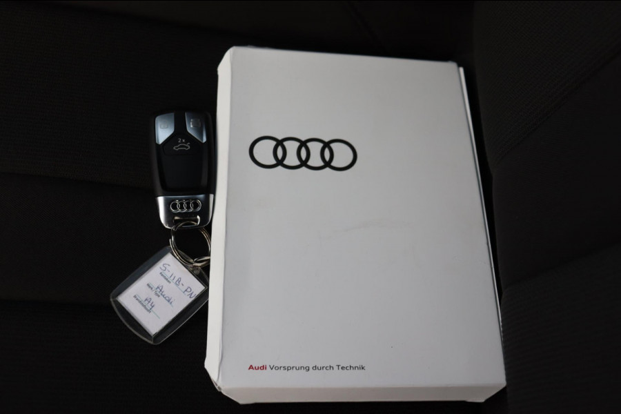 Audi A4 Limousine 35 TFSI Advanced Edition org.NL