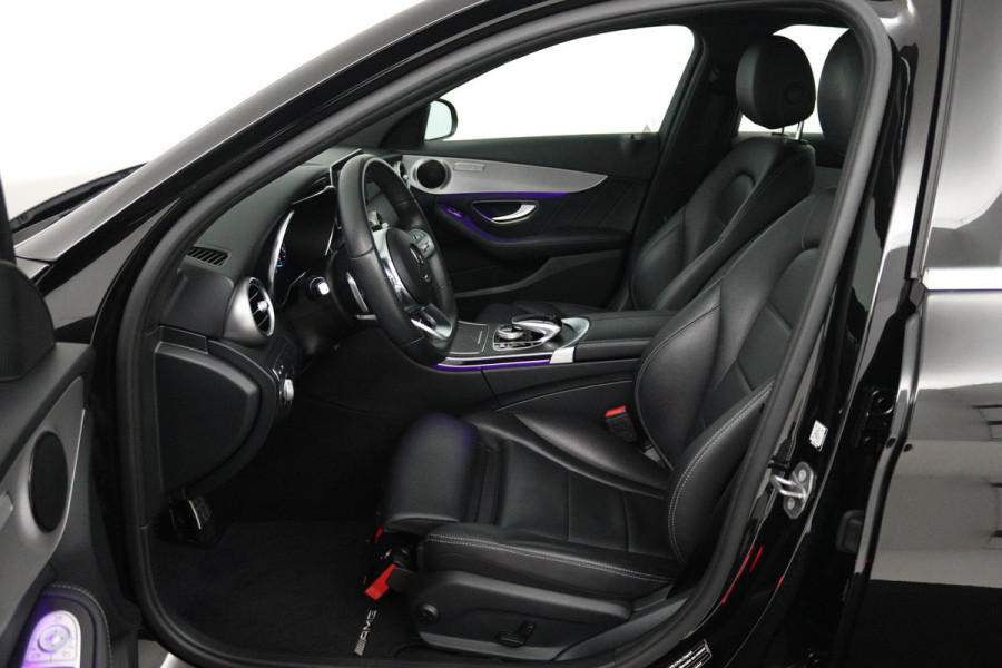 Mercedes-Benz C-Klasse 180 Business Solution AMG (PANORAMADAK, SFEERVERLICHTING, STOELVERWARMING, ACHTERUITRIJCAMERA, SENSOREN)