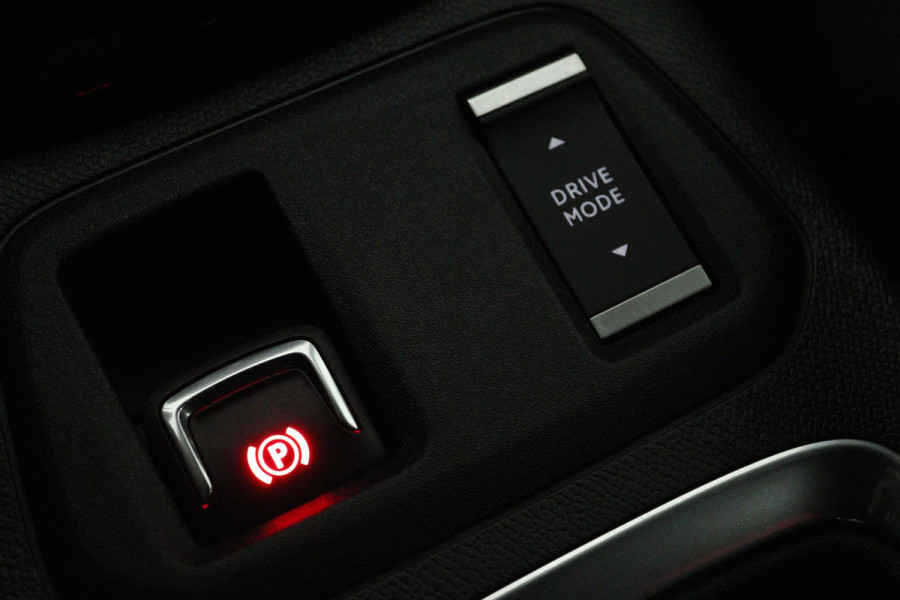 Opel Corsa 1.2 GS Line (TREKHAAK, CAMERA, CRUISE CONTROL, PARKEERSENSOREN, AUTOMAAT)