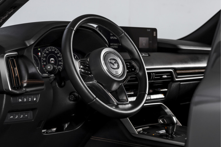 Mazda CX-60 2.5 e-SkyActiv PHEV Homura Plus | S/K-Panodak | Adapt. Cruise | Elek. Stoel-+verwarming & Ventilatie | Leder | HUD | 360 Camera | Bose | NAV+App. Connect | LM 20" | 0217
