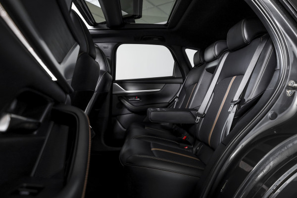 Mazda CX-60 2.5 e-SkyActiv PHEV Homura Plus | S/K-Panodak | Adapt. Cruise | Elek. Stoel-+verwarming & Ventilatie | Leder | HUD | 360 Camera | Bose | NAV+App. Connect | LM 20" | 0217