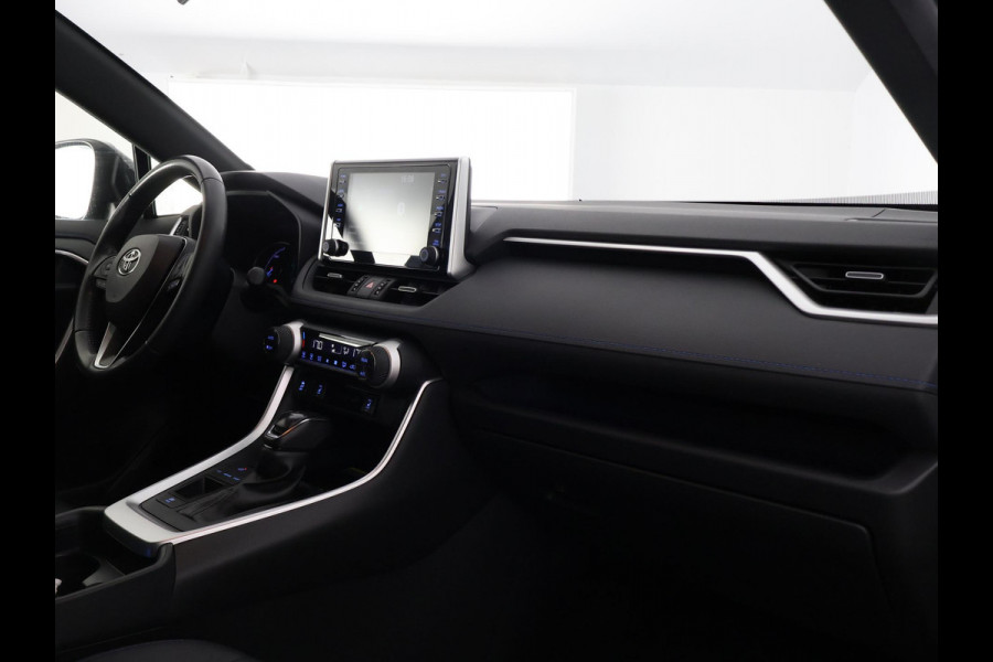 Toyota RAV4 2.5 EXECUTIVE PACK BITONE SCHUIFDAK GARANTIE 2029 LEDER. CAMERA. CARPLAY NAVIGATIE. ELEKTRISCHE ACHTERKLEP