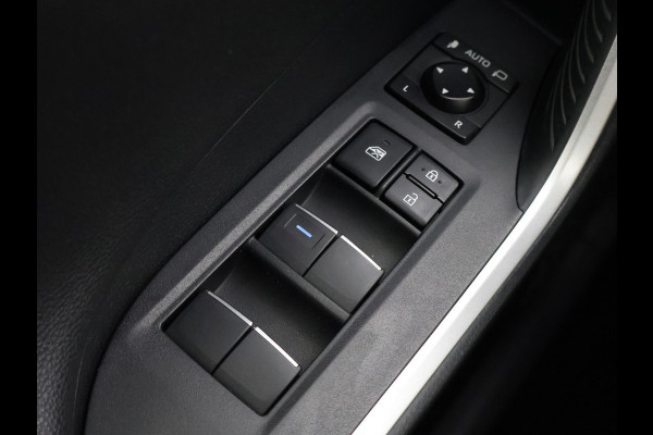 Toyota RAV4 2.5 EXECUTIVE PACK BITONE SCHUIFDAK GARANTIE 2029 LEDER. CAMERA. CARPLAY NAVIGATIE. ELEKTRISCHE ACHTERKLEP