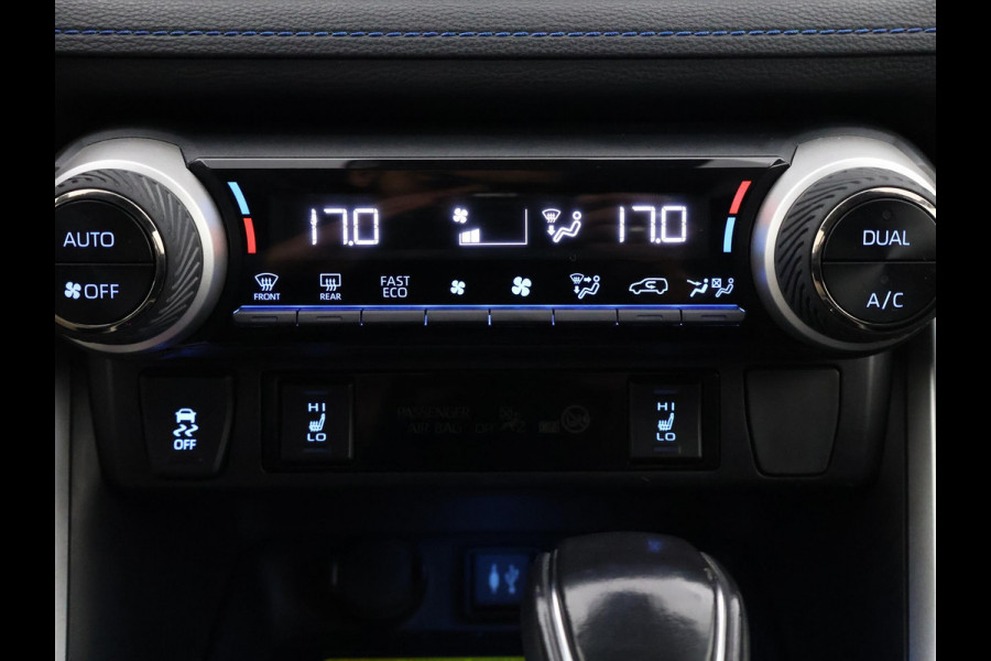 Toyota RAV4 2.5 EXECUTIVE PACK BITONE SCHUIFDAK GARANTIE 2029 LEDER. CAMERA. CARPLAY NAVIGATIE. ELEKTRISCHE ACHTERKLEP