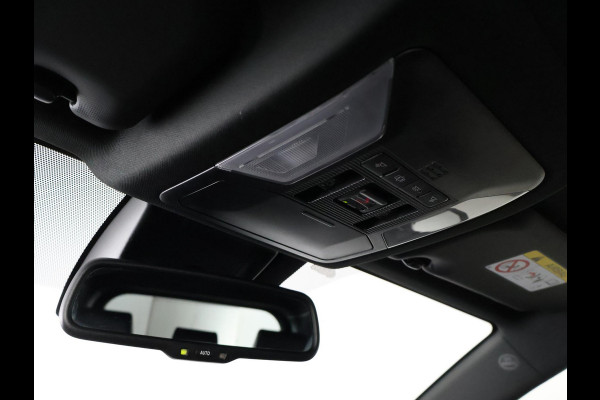 Toyota RAV4 2.5 EXECUTIVE PACK BITONE SCHUIFDAK GARANTIE 2029 LEDER. CAMERA. CARPLAY NAVIGATIE. ELEKTRISCHE ACHTERKLEP