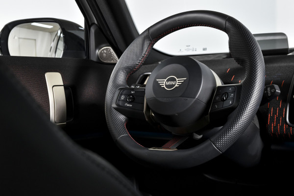 MINI Countryman 1.5 C 170 PK John Cooper Works Pakket XL | S/K-Panodak | Dig. Cockpit | Adapt. Cruise | Elek. Stoel | Stoel-+Stuurverw. | Harman/Kardon |  PDC | 360 Camera | NAV + App. Connect | ECC | Elek. Klep. | Elek. Trekhaak | LM 20" | 7575