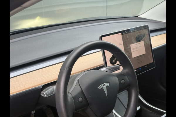 Tesla Model 3 Long Range AWD 75 kWh Dual Motor Autopilot