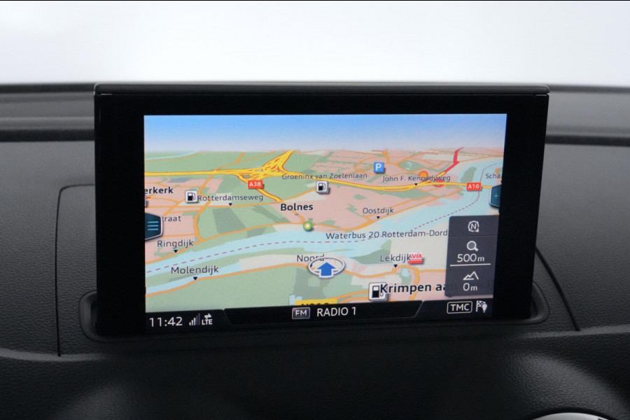 Audi A3 Sportback 1.0 TFSI 3x S Line Automaat | Pano-dak | Virtual | CarPlay | Acc | Stoelverwarming | Led | Pdc |