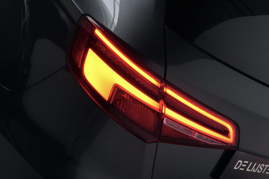 Audi A3 Sportback 1.0 TFSI 3x S Line Automaat | Pano-dak | Virtual | CarPlay | Acc | Stoelverwarming | Led | Pdc |