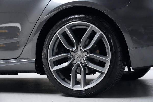 Audi A3 Sportback 1.0 TFSI 3x S Line Automaat | Pano-dak | Virtual | CarPlay | Acc | Stoelverwarming | Led | Pdc |