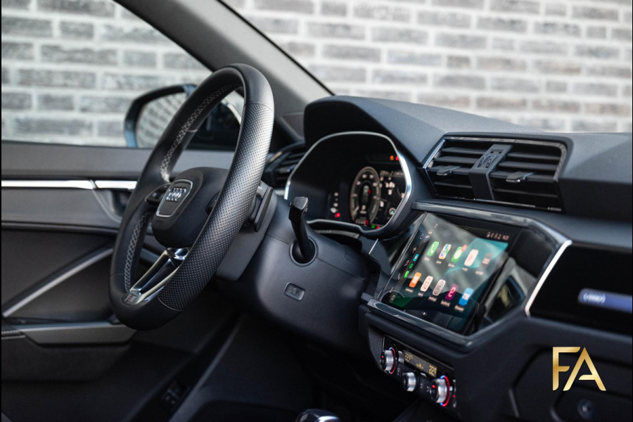 Audi Q3 Sportback 45 TFSI e S Line Edition One 20Inch|Leder|MatrixLED|Ambianceverlichting|Fullblack