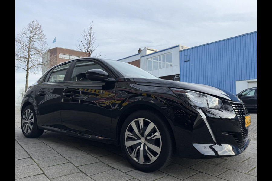 Peugeot 208 1.2 PureTech Active Pack 27.000 KM - Apple CarPlay / Navigatie I Airco I LED I Veiligheid pakket I Dealer onderhouden
