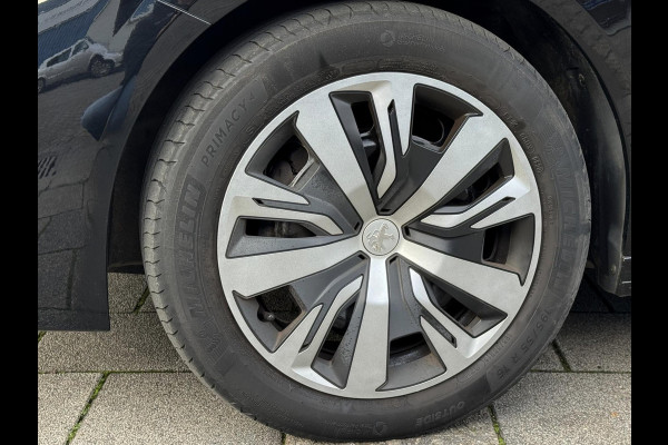 Peugeot 208 1.2 PureTech Active Pack 27.000 KM - Apple CarPlay / Navigatie I Airco I LED I Veiligheid pakket I Dealer onderhouden