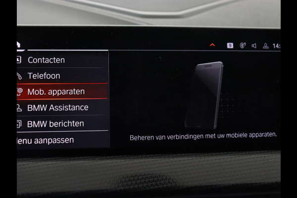 BMW 1-serie 118i M Sport | Panoramadak | Leder | Stoelverwarming | Carplay | Sfeerverlichting | Camera | Live Cockpit | Sportstoelen | Navigatie | Park Assist