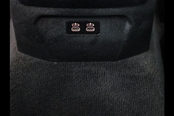 BMW 1-serie 118i M Sport | Panoramadak | Leder | Stoelverwarming | Carplay | Sfeerverlichting | Camera | Live Cockpit | Sportstoelen | Navigatie | Park Assist