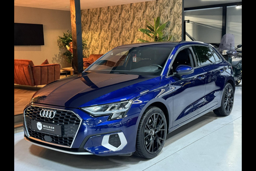 Audi A3 Sportback 35 TFSI S edition Garantie Carplay Camera StoelVW Elek Stoelen Elek Achterklep ACC Naiv Clima Led Dab Rijklaar