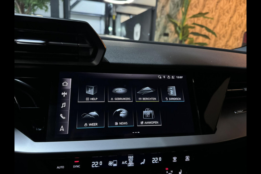 Audi A3 Sportback 35 TFSI S edition Garantie Carplay Camera StoelVW Elek Stoelen Elek Achterklep ACC Naiv Clima Led Dab Rijklaar
