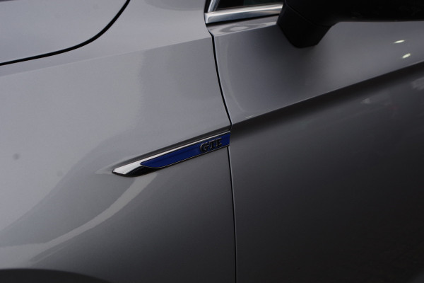 Volkswagen Passat Variant 1.4 TSI 218 PK PHEV GTE BNS, Leder, Trekhaak, Matrix-LED, keyless, Groot-Navigatie