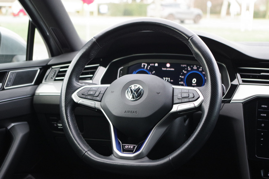 Volkswagen Passat Variant 1.4 TSI 218 PK PHEV GTE BNS, Leder, Trekhaak, Matrix-LED, keyless, Groot-Navigatie