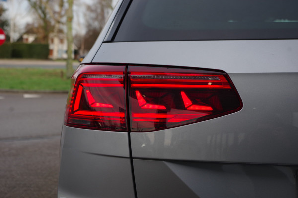 Volkswagen Passat Variant 1.4 TSI 218 PK PHEV GTE BNS, Leder, Trekhaak, Matrix-LED, keyless, Groot-Navigatie