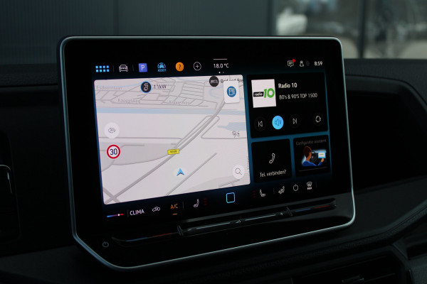 Volkswagen Crafter 35 2.0 TDI L3H3 177pk - Facelift - Navigatie - LED - Geveerde stoel - Virtual cockpit - Camera - Trekhaak - Stoelverwarming - Ri