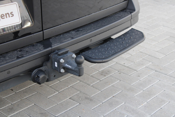Volkswagen Crafter 35 2.0 TDI L3H3 177pk - Facelift - Navigatie - LED - Geveerde stoel - Virtual cockpit - Camera - Trekhaak - Stoelverwarming - Ri