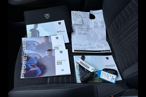 Peugeot 5008 1.2 Hybrid 145 GT 7 persoons VAN: 41.900,- VOOR 38.877,- UW EINDEJAARSVOORDEEL: 3.023,- EURO | 7 PERSOONS | RIJKLAARPRIJS INCL. FABRIEKSGARANTIE