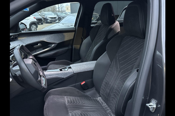 Peugeot 5008 1.2 Hybrid 145 GT 7 persoons VAN: 41.900,- VOOR 38.877,- UW EINDEJAARSVOORDEEL: 3.023,- EURO | 7 PERSOONS | RIJKLAARPRIJS INCL. FABRIEKSGARANTIE