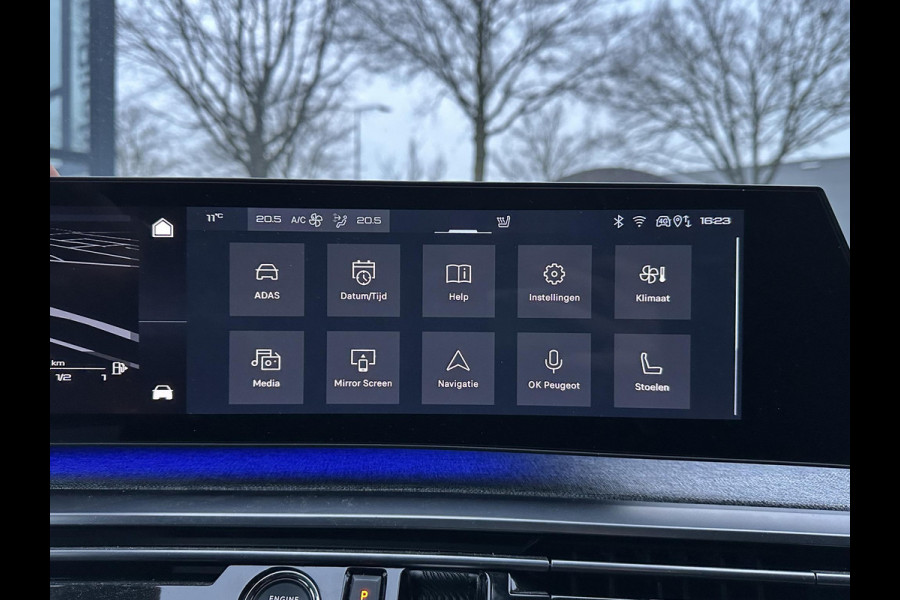 Peugeot 5008 1.2 Hybrid 145 GT 7 persoons VAN: 41.900,- VOOR 38.877,- UW EINDEJAARSVOORDEEL: 3.023,- EURO | 7 PERSOONS | RIJKLAARPRIJS INCL. FABRIEKSGARANTIE