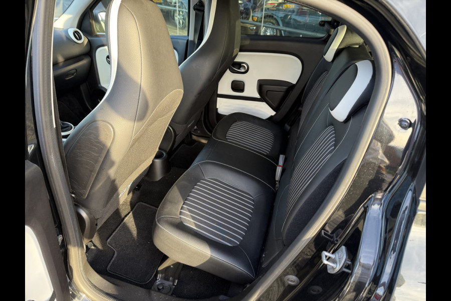 Renault Twingo 1.0 SCe Intens ** Navigatie ** Bluetooth ** LM Velgen