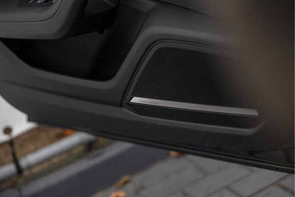 Audi RS6 Avant 4.0 TFSI 600pk Quattro Keramisch B&O Urban Dynamic+ HuD