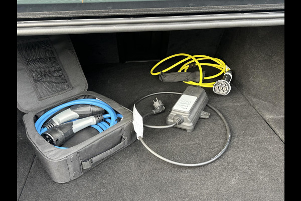 BMW 7 Serie 745Le xDrive High Executive VAN: €57.900,- VOOR: €53.877,- UW EINDEJAARSVOORDEEL: €4.023,- MEGA VOL | INDIVIDUAL | BOWERS&WILKINS | LASER | DRIVING ASS. PROFF.