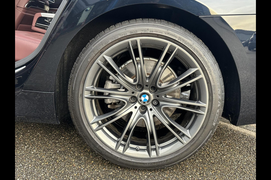 BMW 7 Serie 745Le xDrive High Executive VAN: €57.900,- VOOR: €53.877,- UW EINDEJAARSVOORDEEL: €4.023,- MEGA VOL | INDIVIDUAL | BOWERS&WILKINS | LASER | DRIVING ASS. PROFF.