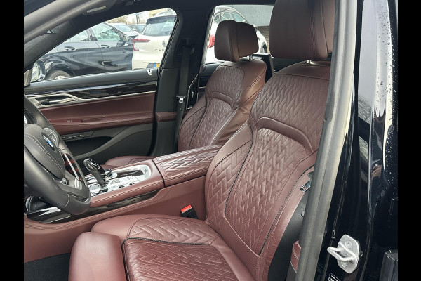 BMW 7 Serie 745Le xDrive High Executive VAN: €57.900,- VOOR: €53.877,- UW EINDEJAARSVOORDEEL: €4.023,- MEGA VOL | INDIVIDUAL | BOWERS&WILKINS | LASER | DRIVING ASS. PROFF.