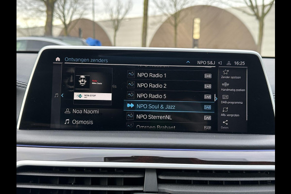 BMW 7 Serie 745Le xDrive High Executive VAN: €57.900,- VOOR: €53.877,- UW EINDEJAARSVOORDEEL: €4.023,- MEGA VOL | INDIVIDUAL | BOWERS&WILKINS | LASER | DRIVING ASS. PROFF.