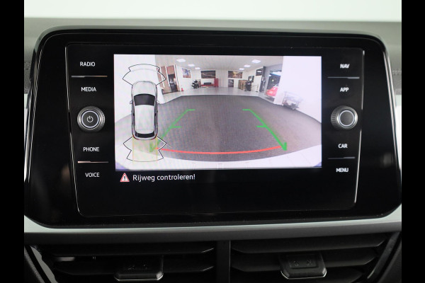 Volkswagen T-Roc 1.5 TSI Life Edition |150 pk Automaat (DSG)| Verlengde garantie |Navigatie via App | Parkeersensoren (Park assist) | Achteruitrijcamera | Adaptieve cruise control |