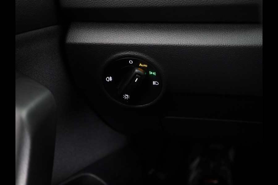 Volkswagen T-Roc 1.5 TSI Life Edition |150 pk Automaat (DSG)| Verlengde garantie |Navigatie via App | Parkeersensoren (Park assist) | Achteruitrijcamera | Adaptieve cruise control |