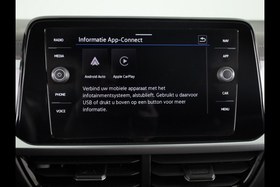 Volkswagen T-Roc 1.5 TSI Life Edition |150 pk Automaat (DSG)| Verlengde garantie |Navigatie via App | Parkeersensoren (Park assist) | Achteruitrijcamera | Adaptieve cruise control |