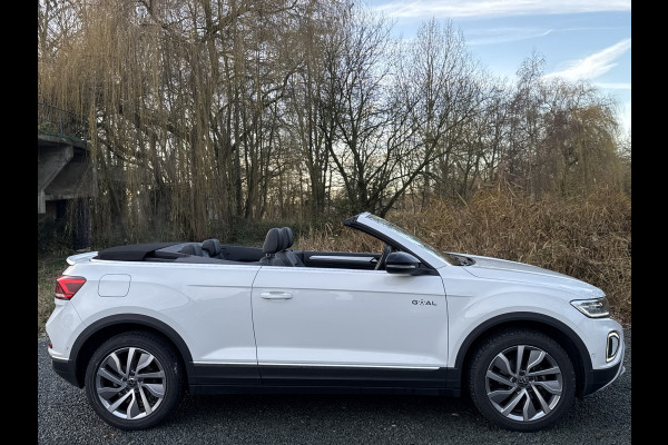 Volkswagen T-Roc Cabrio 1.5 TSI 150PK DSG STYLE VIRTUAL/NAVI/CARPLAY FABRIEKS GARANTIE