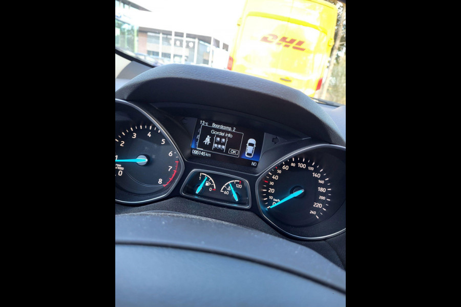 Ford Kuga 1.5 EcoBoost 150 PK Titanium | Trekhaak | Camera | Navigatie | Navigatie | Winterpakket | PDC V+A | Cruise Control