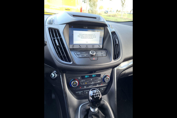 Ford Kuga 1.5 EcoBoost 150 PK Titanium | Trekhaak | Camera | Navigatie | Navigatie | Winterpakket | PDC V+A | Cruise Control