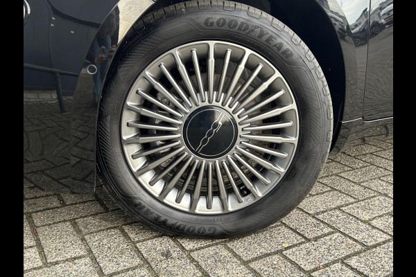 Fiat 500 Urban 42 kWh | Pack Style | Unieke km-stand | Prijs is rijklaar